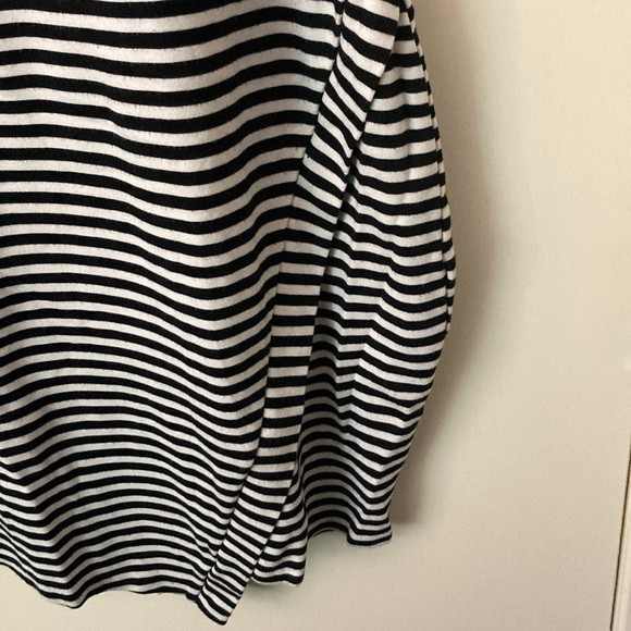 Torrid plus size black & white horizontal striped bodycon dress size 3x (22/24W) - Picture 3 of 5